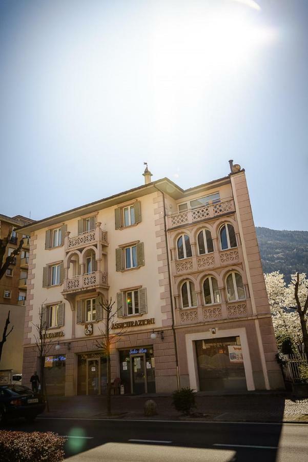 Bed And Breakfast Sweet Home Tirano Exterior photo