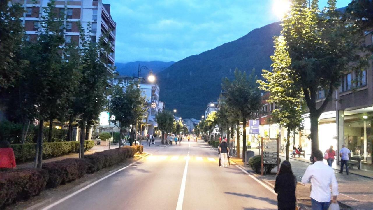Bed And Breakfast Sweet Home Tirano Exterior photo